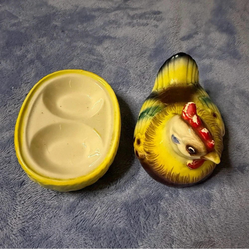 Vintage Yellow Ceramic Hen on‎ Nest Decorative Bird Figurine - Picture 3 of 5